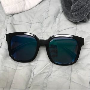 FOREVER 21 SUNGLASSES